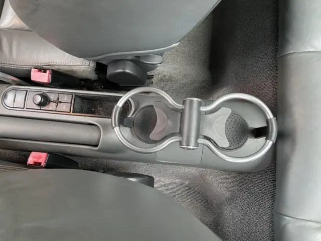 Audi TT 8N - Porte-gobelets