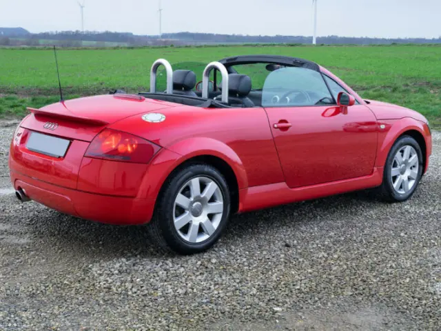 Audi TT MK1 (8N) - roadster 163 ch