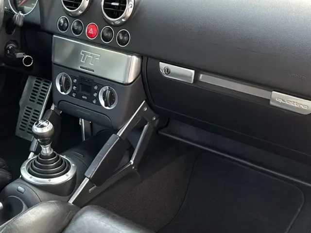 Audi TT MK1 (8N) - Coupé 180 ch quattro (5 rapports)