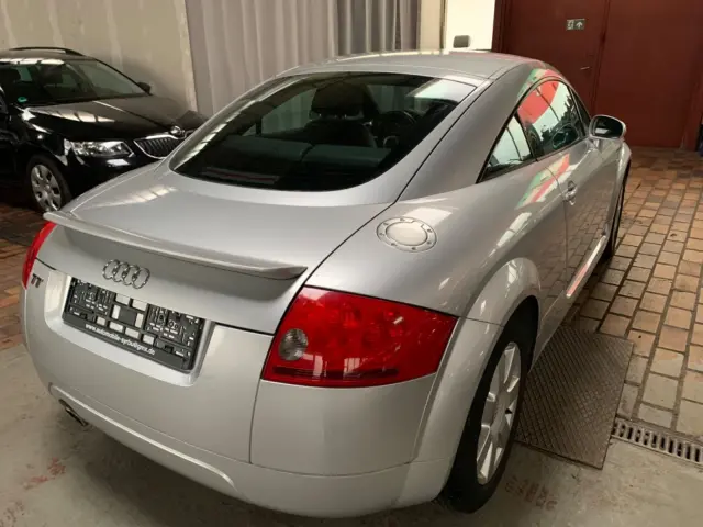 Audi TT MK1 (8N) - Coupé 180 ch Tiptronic