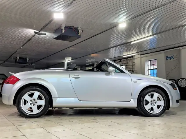 Audi TT MK1 (8N) - roadster 180 ch