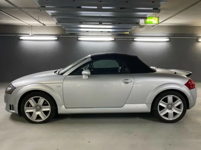 Audi TT MK1 (8N) - Roadster 250 ch DSG