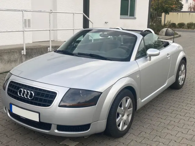 Audi TT MK1 - Roadster Tiptronic 180 ch