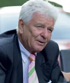 Hartmut Warkuss