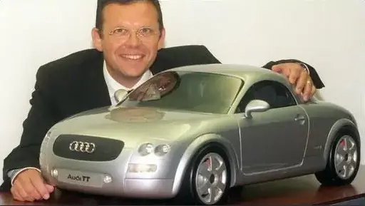 Maquette à l'échelle 1/4 du roadster