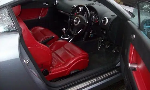Audi TT MK1 (8N) - S line