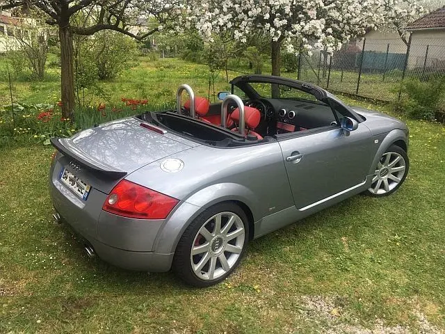Audi TT MK1 (8N) - S line