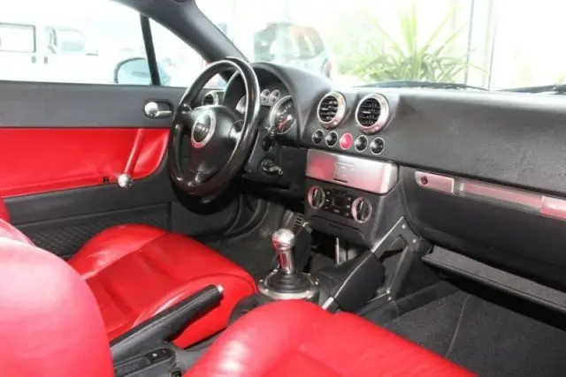 Audi TT MK1 (8N) - S line