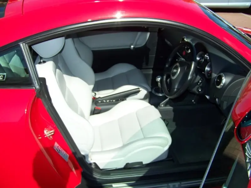 Audi TT MK1 (8N) - S line