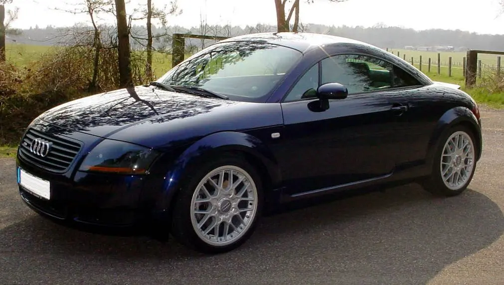 Audi TT MK1 (8N)